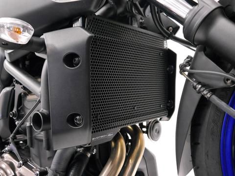 Cubierta del radiador negra Evotech Performance Yamaha MT-07 '18-