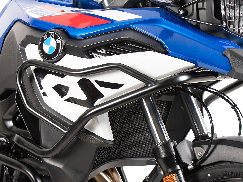 Barra de protección negra sobre Hepco&Becker BMW F750GS '18-23