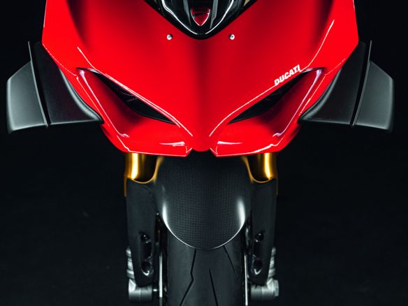GUARDABARROS DELANTERO DE ALTO RENDIMIENTO DUCATI CARBONO DUCATI PANIGALE V4/S 2018-2023