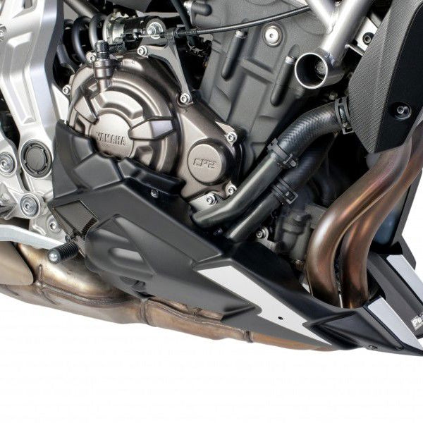 Alerón de motor S-line Puig símil carbono Yamaha MT-07 '14-20 / MT-07 Tracer '16-