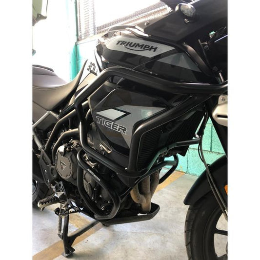 Barra de protección sobre SOLID (protección del depósito) negra Hepco&amp;Becker Triumph Tiger 850 Sport '21-