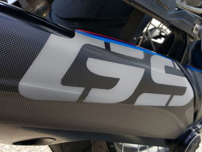 Adhesivo de protección del cardán Uniracing BMW R1200GS/ADV / BMW R1250GS/ADV negro