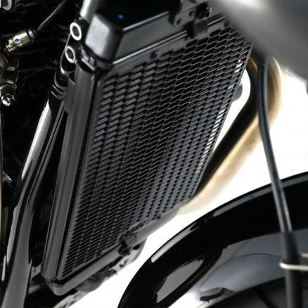 Rejilla protectora de radiador profesional R&amp;G Triumph Bonneville Bobber / Speedmaster 2017-2024