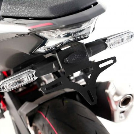 MATRÍCULA R&amp;G KAWASAKI Z900 2017-2024 